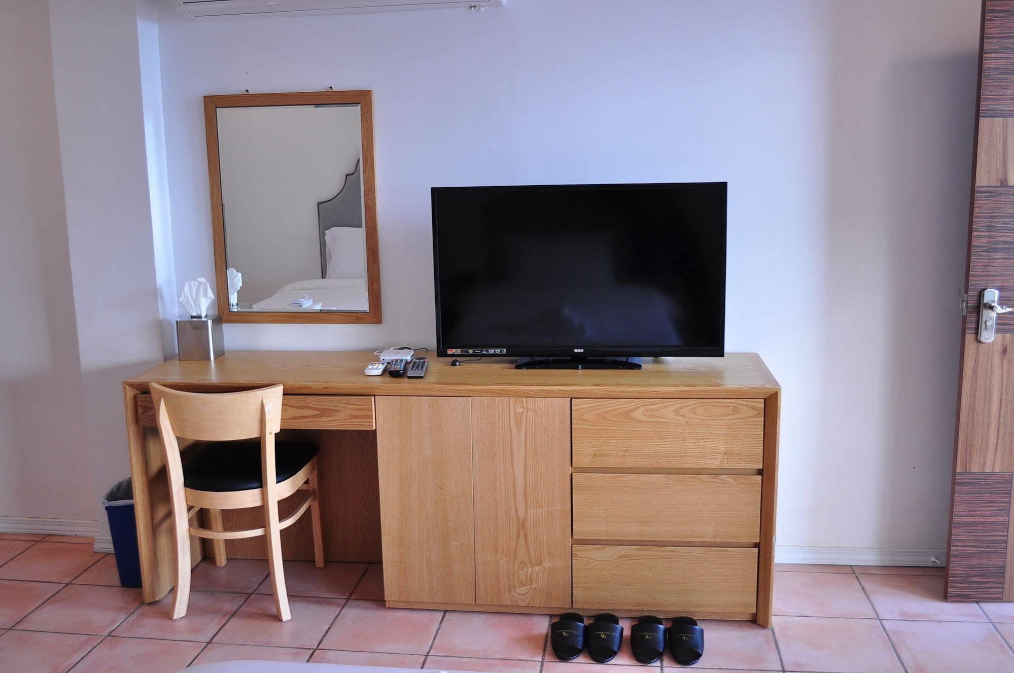 Blue Ocean View Hotel 科罗尔村 外观 照片